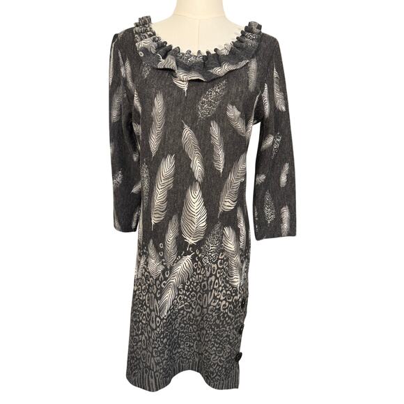 Papillon Vancouver Los Angeles Feather Print Sweater Dress Size Small Boho Knit